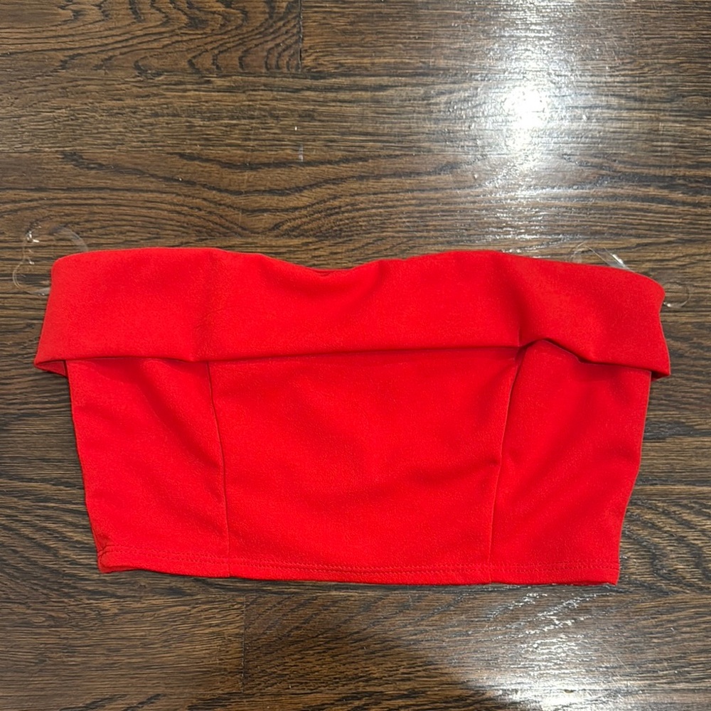 Vibrant‎ Red Strapless Top